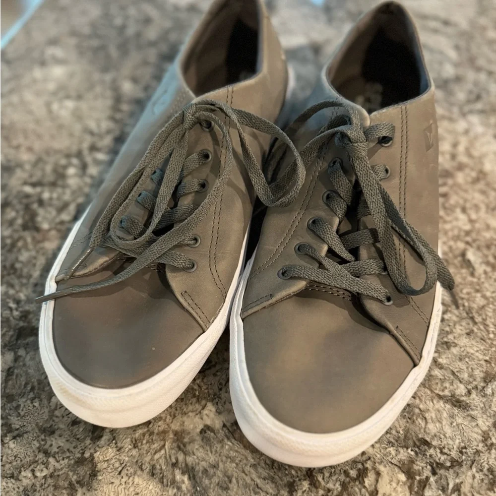 Sperry Mens Lace Up Sneakers Size 8 M Charcoal Gray Nubuck Leather STS17716
